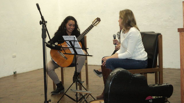 Tamara Vasquez, estudiante de Diego, en Master Class con Ana Vidovic, Abril 2014